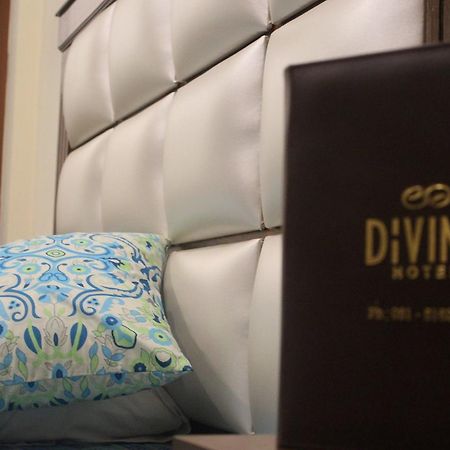 Divine Hotel Rawalpindi Luaran gambar